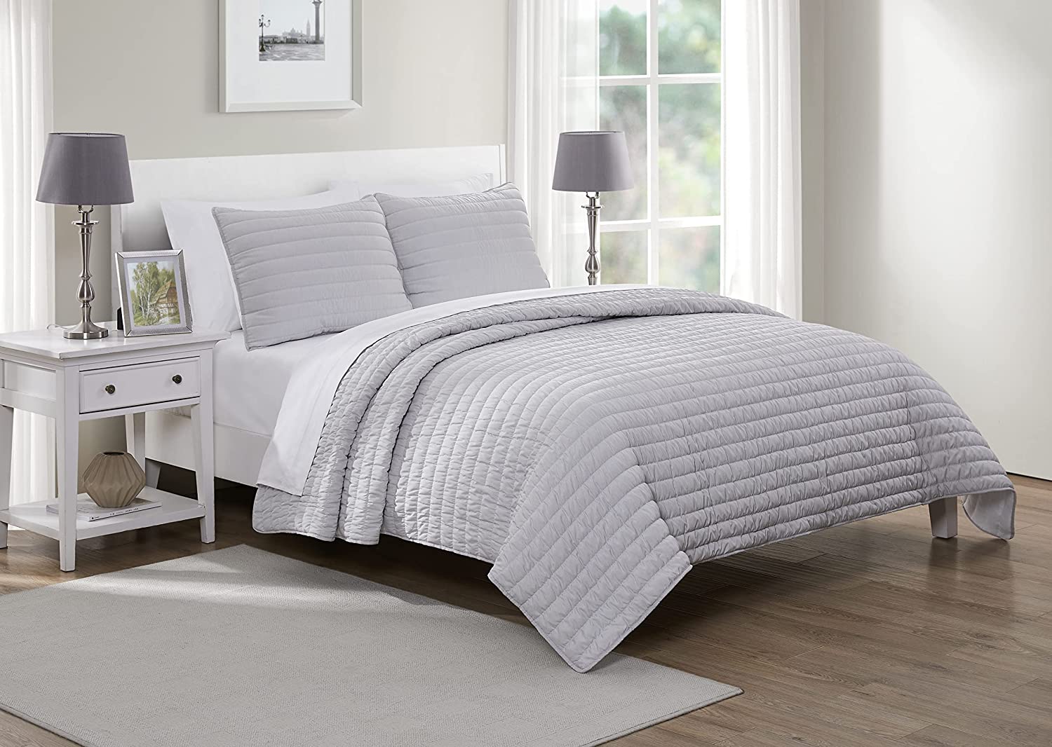 Perry Ellis Portfolio Full/Queen Sized 3 Piece Quilt Set White, FOB KS