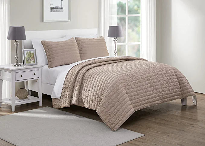 Perry Ellis Portfolio 3 Piece Quilt Set Taupe, FOB KS