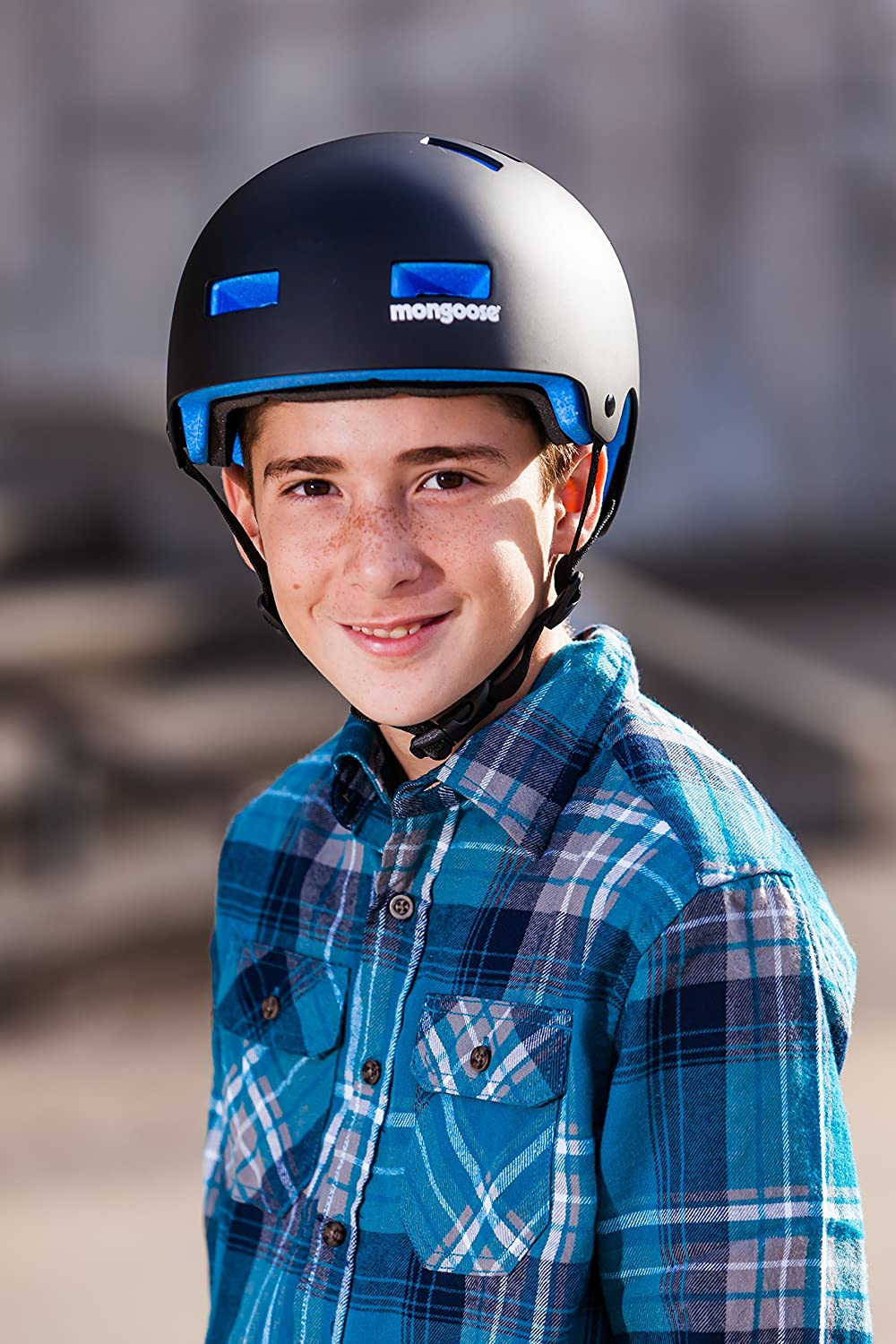 Mongoose Youth Street Bike Hardshell Helmet, Black, FOB KS